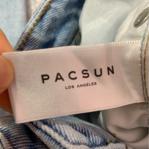 Pacsun Light Wash Blue Denim Mom Jeans Sz 25 - Picture 7 of 10
